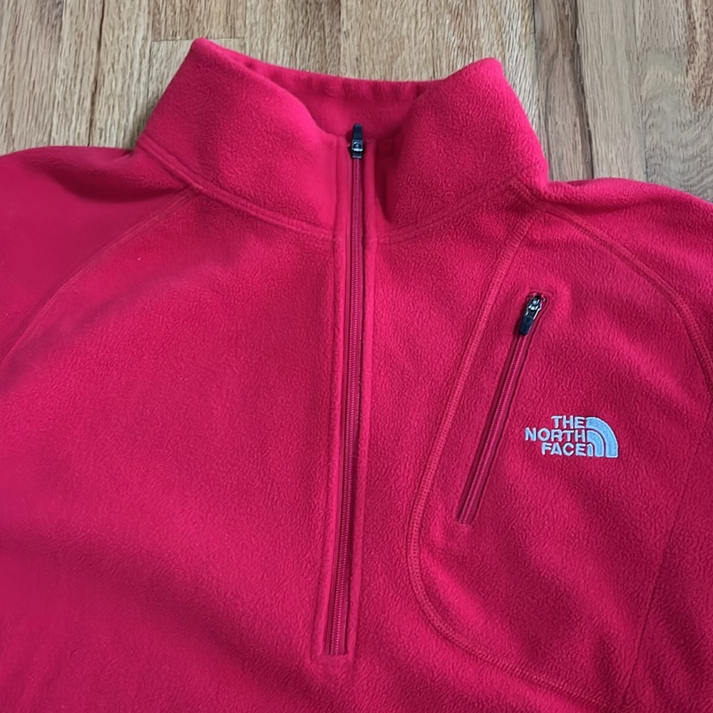 North Face Red 1/2 Zip Long Sleeve Shirt, Size Large - Picture 2 of 4